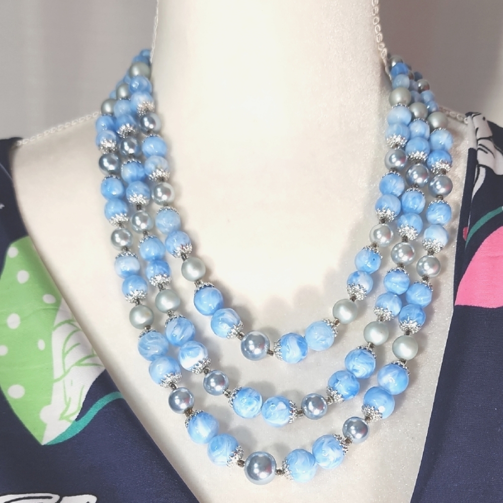 Costume Elegant Layered Blue and Silver Beaded Necklace